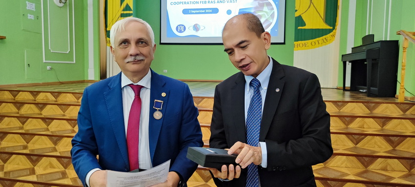 vant medals 2024 03